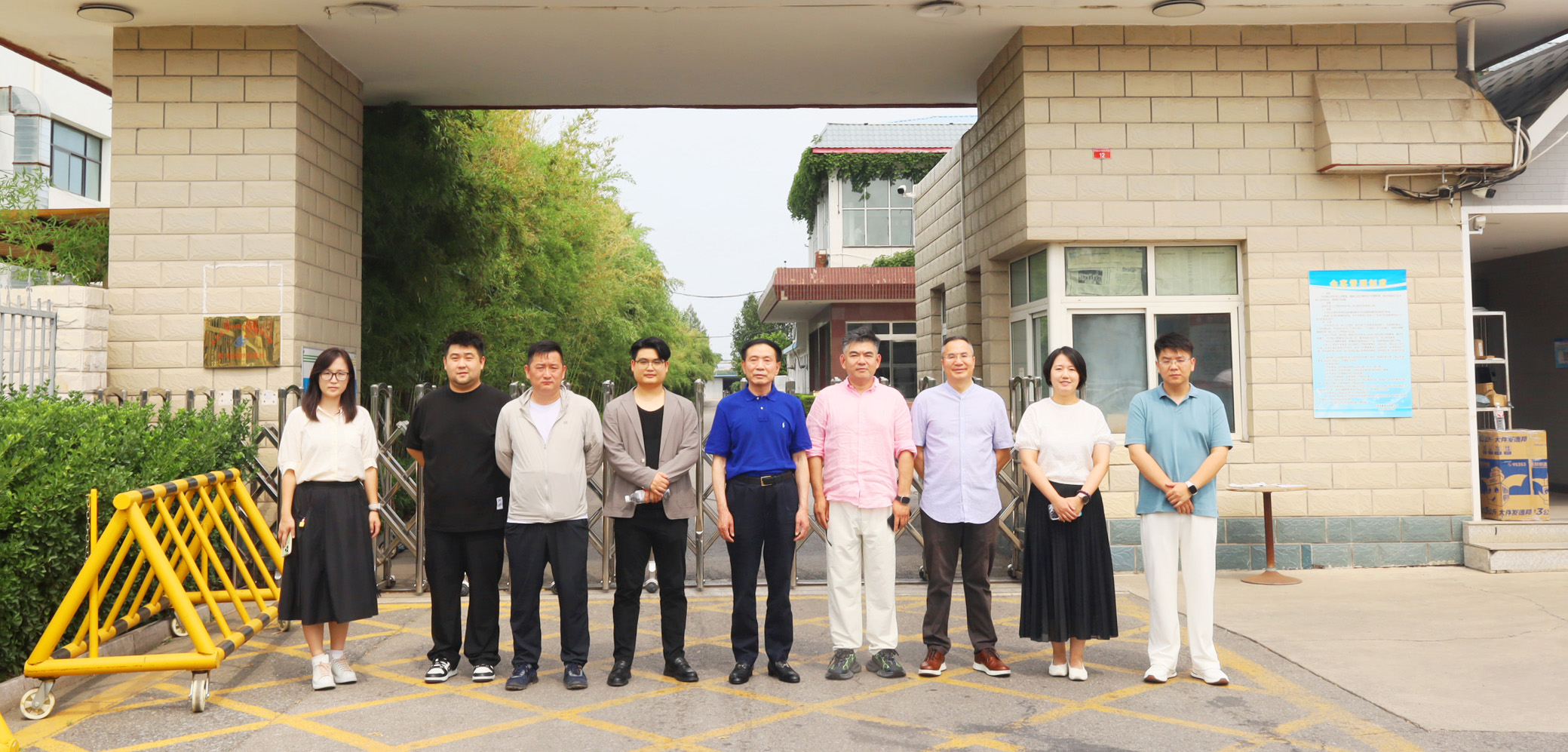 北京市青年企業(yè)家協(xié)會(huì)買建明會(huì)長一行蒞臨北京西餐參觀交流